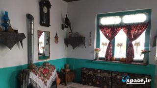 اتاق سنتی اقامتگاه بوم گردی گل یخ - شفت - روستای مردخه پایین